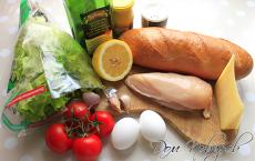 Салат Цезарь с курицей — классические простые рецепты в домашних условиях